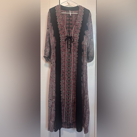 Free People Boho Black And Mauve Maxi Paisley Dress Size S - Picture 11 of 13